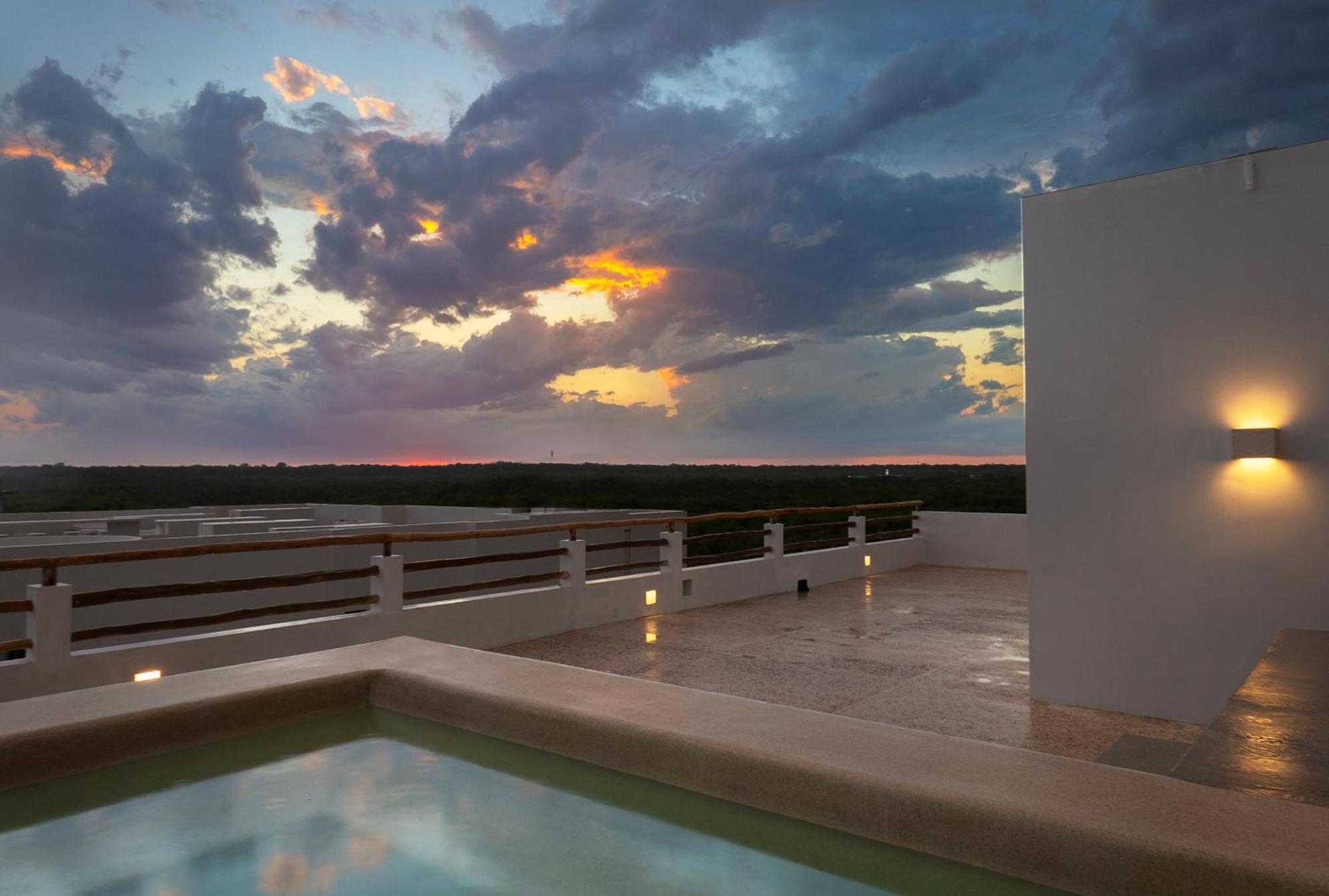 Azanik Tulum