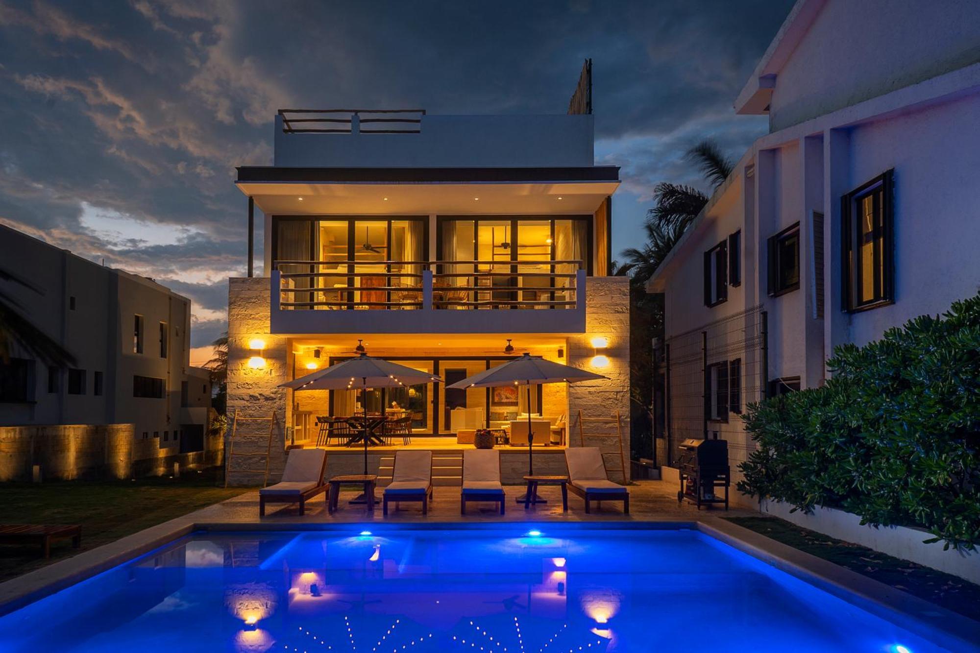 Azanik * Tulum